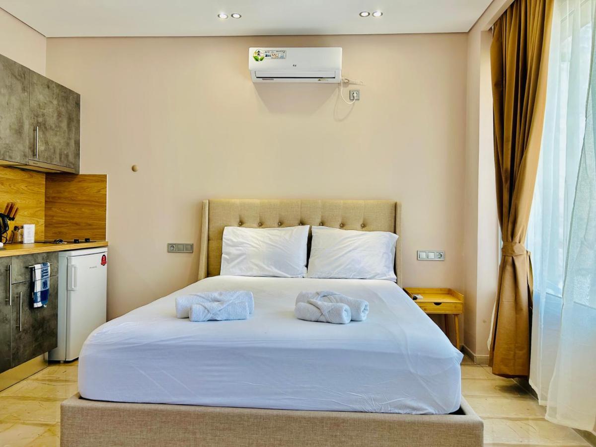 Port Twins Suites No1 พีเรียส ภายนอก รูปภาพ